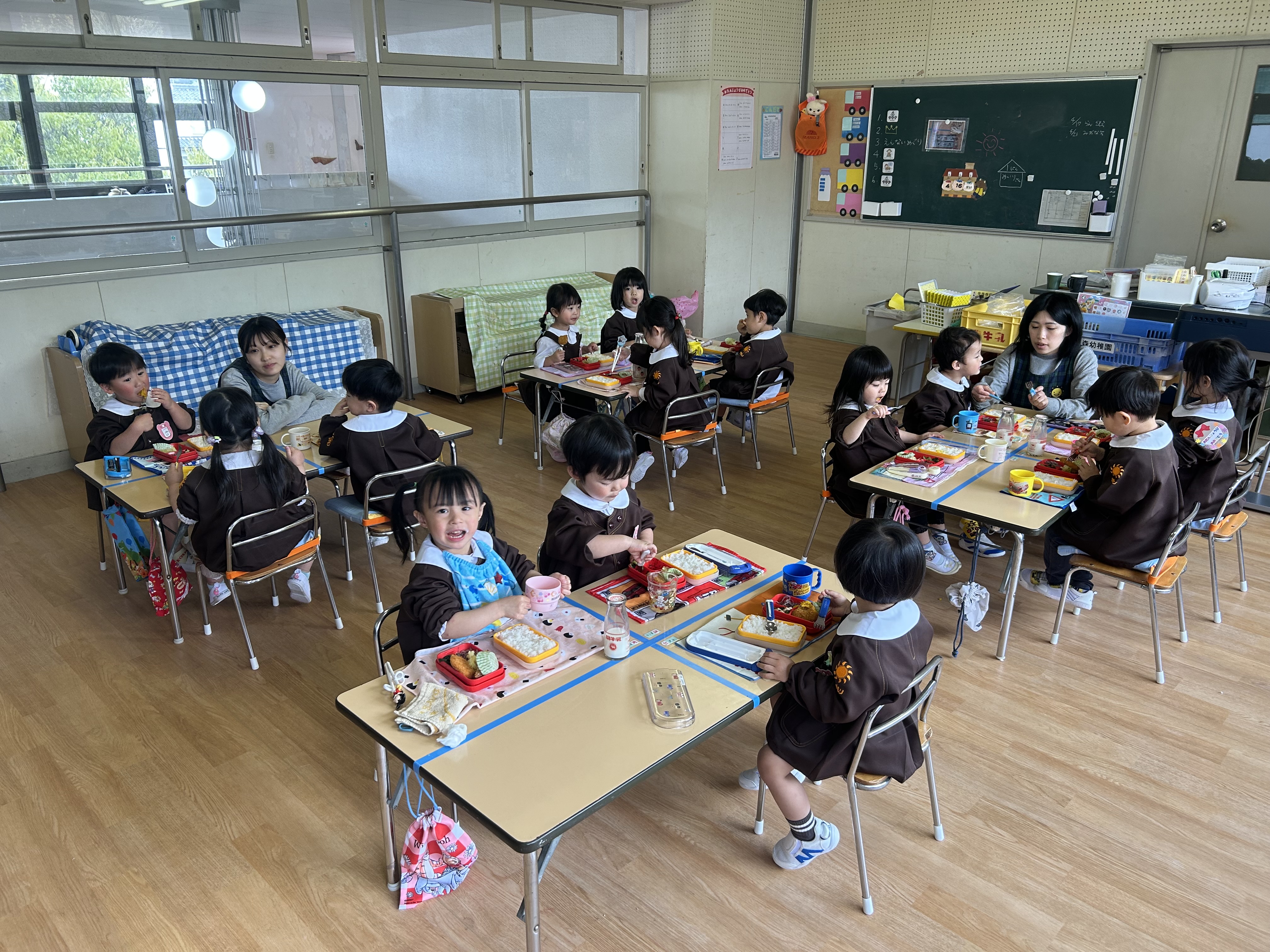 1日保育が始まりました‼